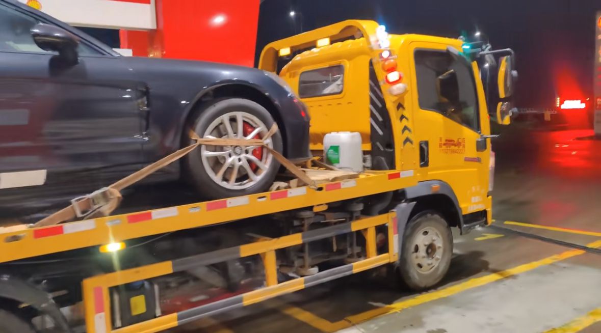 哈尔滨行车途中遇到突发状况该如何呼叫道路救援？